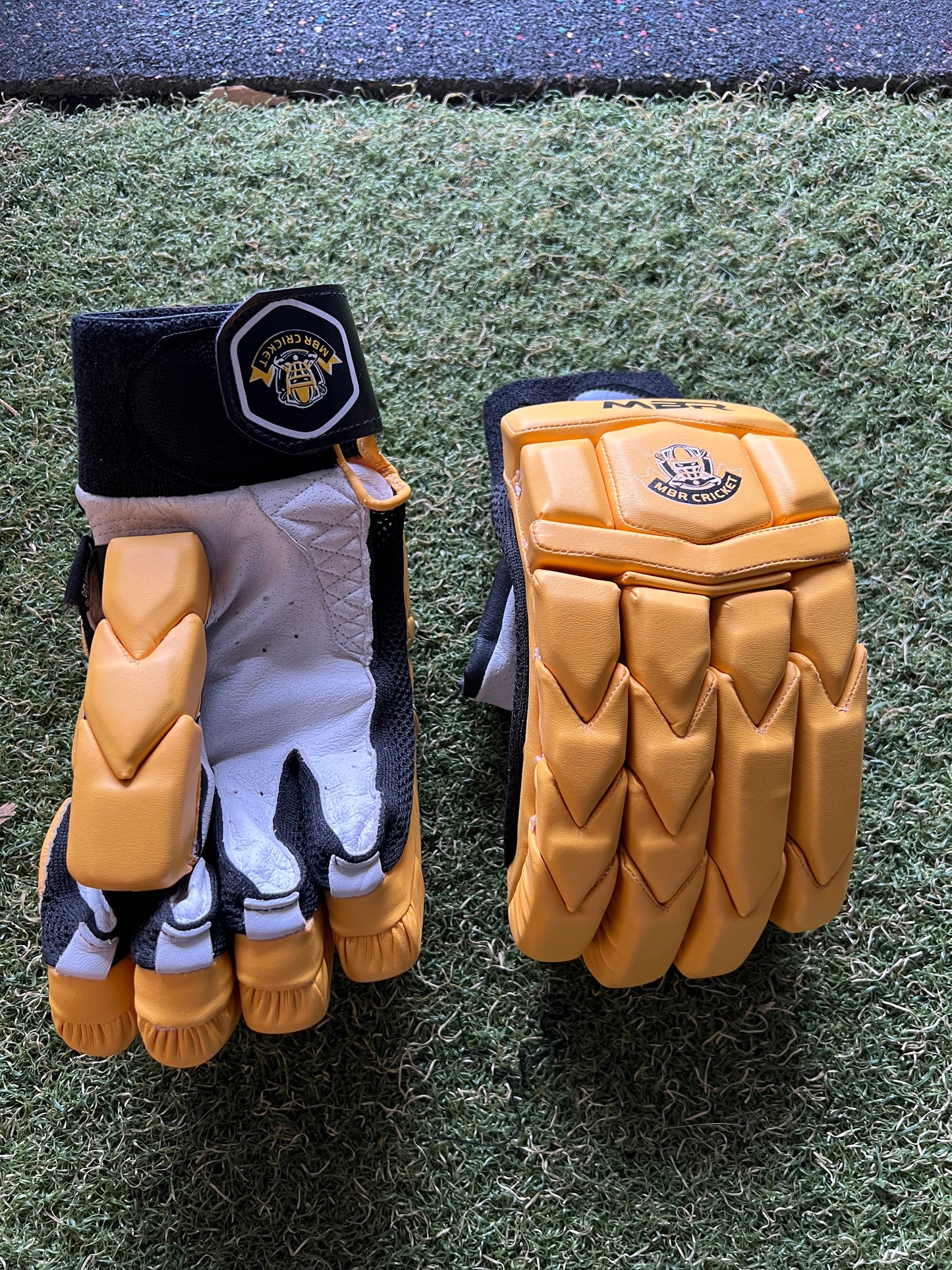 MBR LIMITED EDITION GLOVES